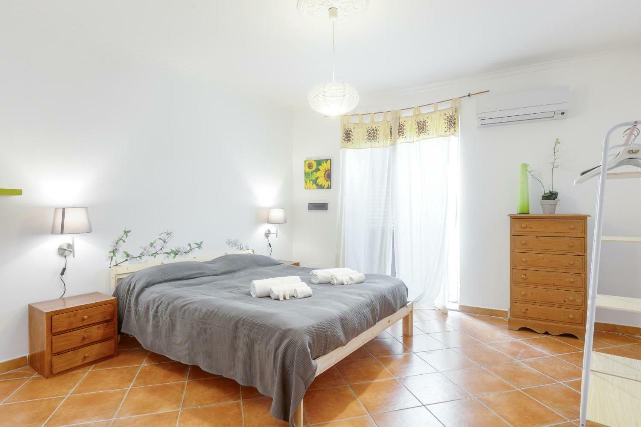 Maqueda Balcony Apartment Палермо Екстериор снимка